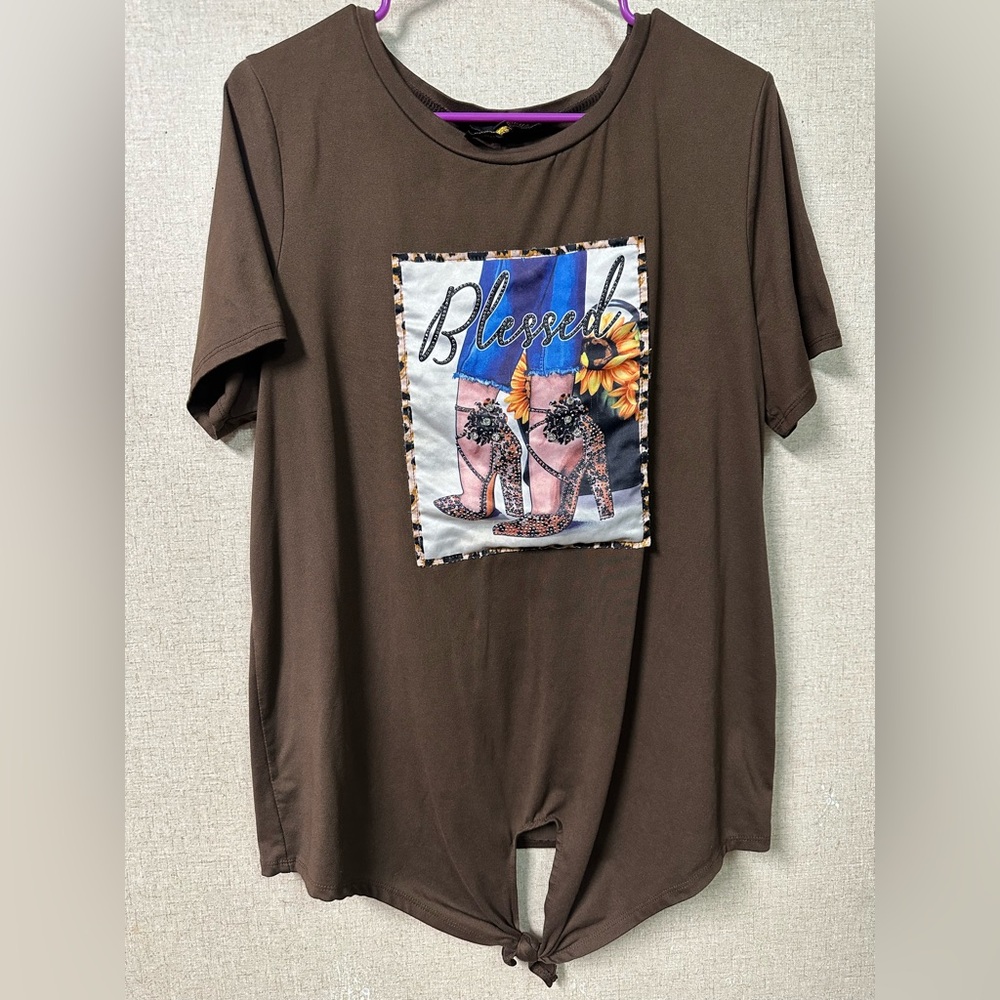 Brown 'Blessed' Front Patch Tie-Hem Short Sleeve Tee